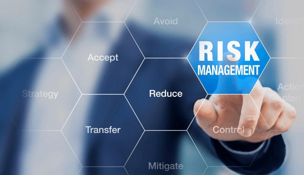 5 Essential Strategies to Reduce Workplace Risk Through Expert Protection