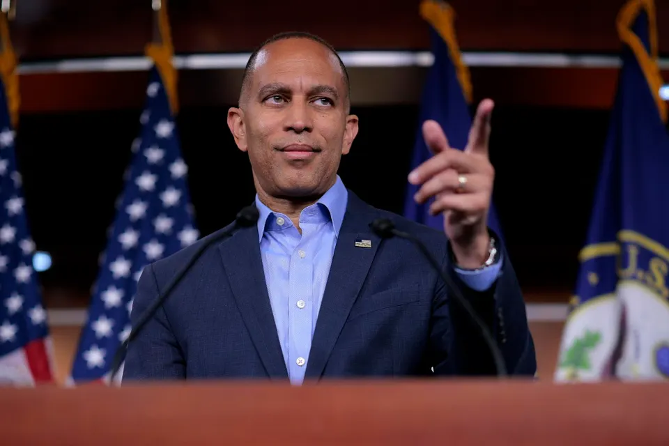 hakeem jeffries net worth