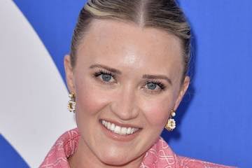 Emily Osment Net Worth